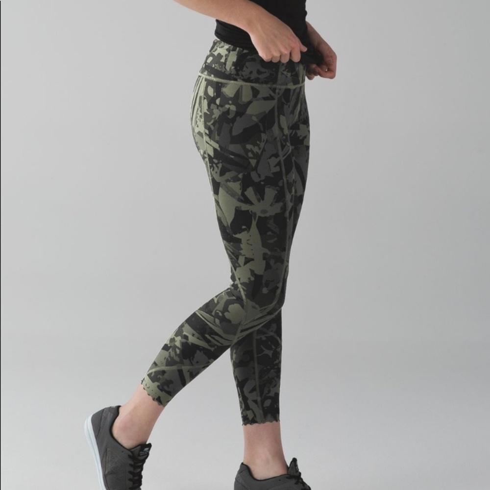 Lululemon Camo Legging